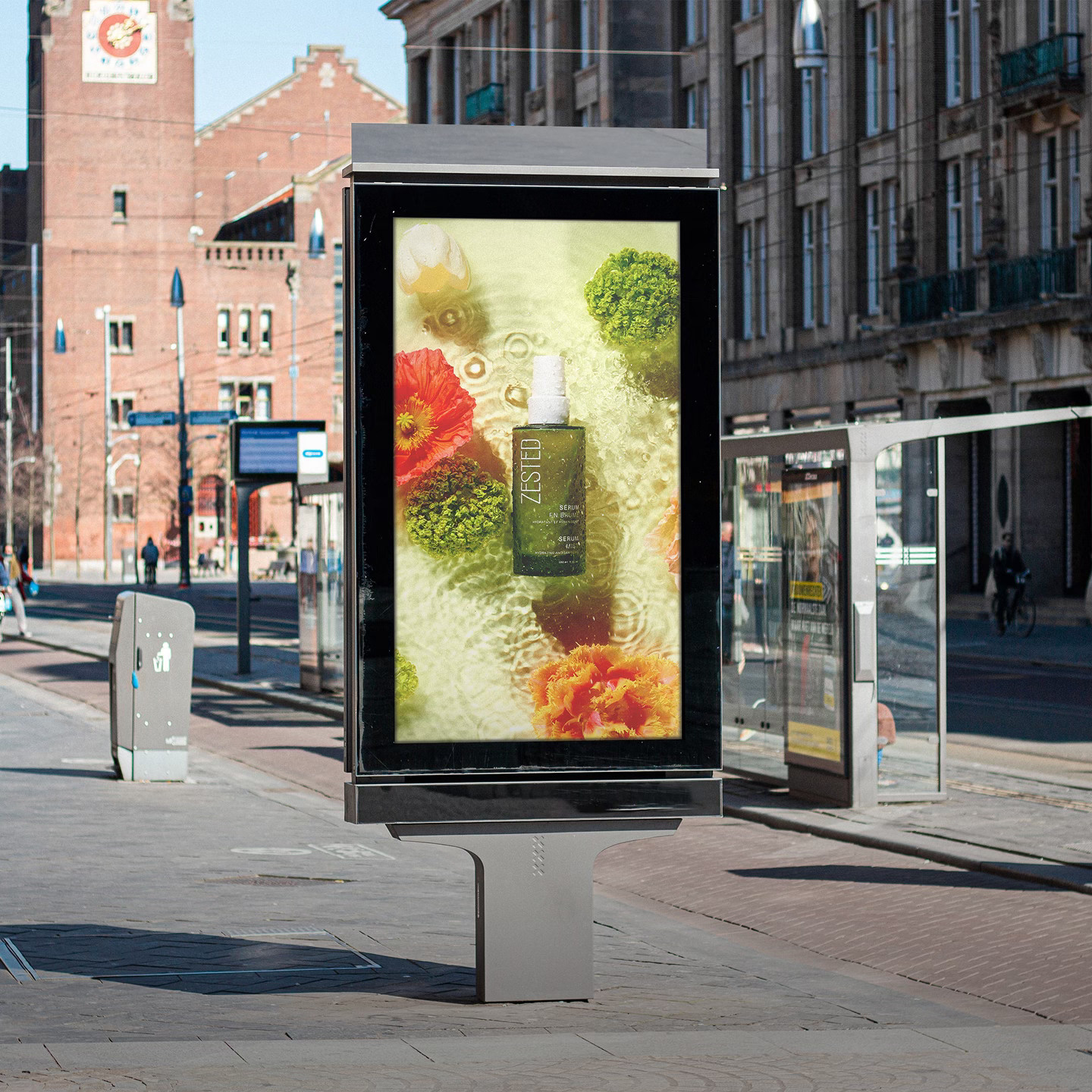 Logo design for the brand Redo on green gradient background